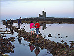 A walk out to the Tower of Refuge - (25/8/05)