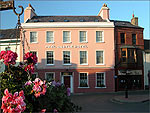 The Colourful Peel Castle Hotel - (21/6/04)