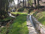 The Lade that runs into Glen Rushe Reservoir - (1/5/04)